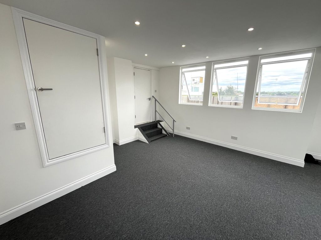 Property photo 2 of 20 Img_3305 - Copy