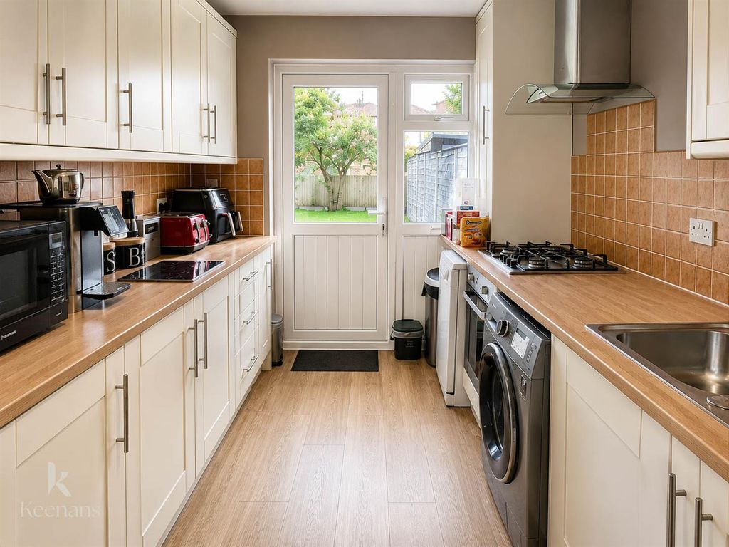 Property photo 3 of 17 3.Jpg