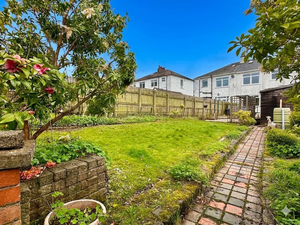 Additional image 17 of 4 bed semi-detached house to rentRockmount Ave, Thornliebank, Glasgow G46