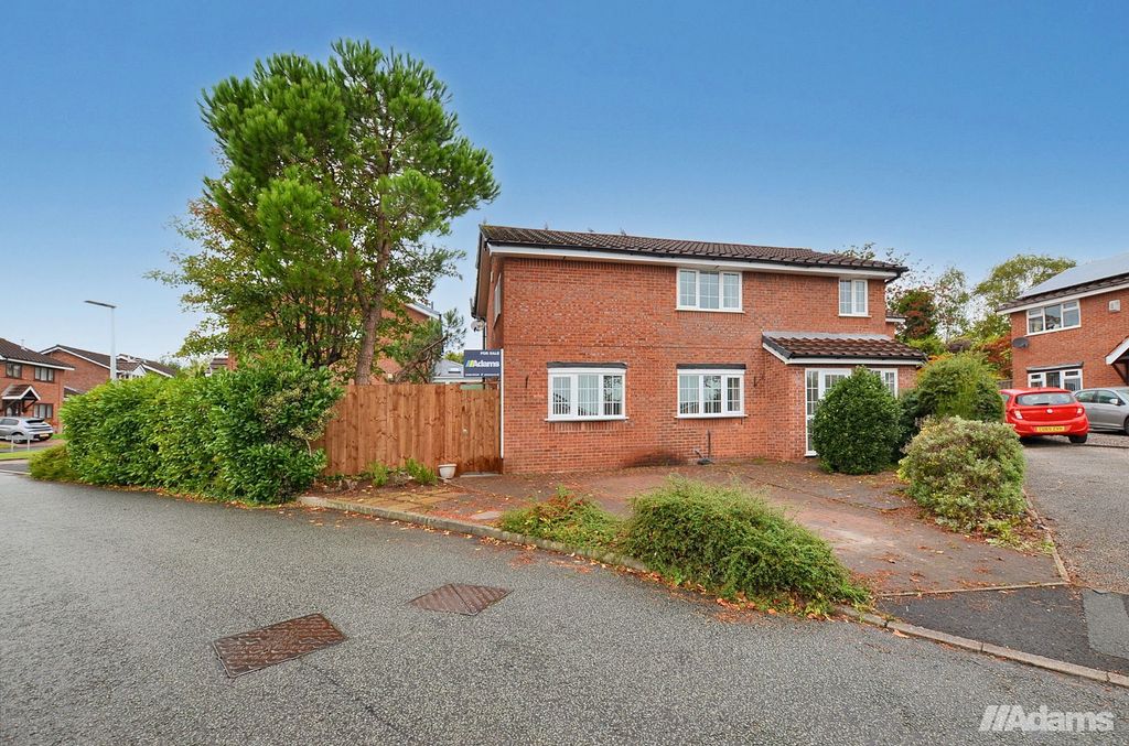 Property photo 1 of 28