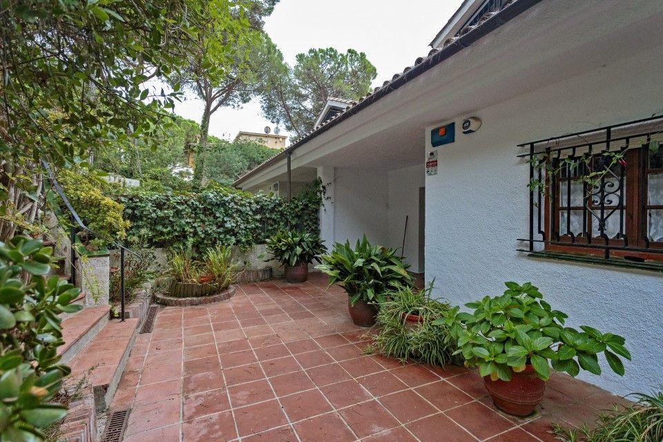 Property photo 3 of 30