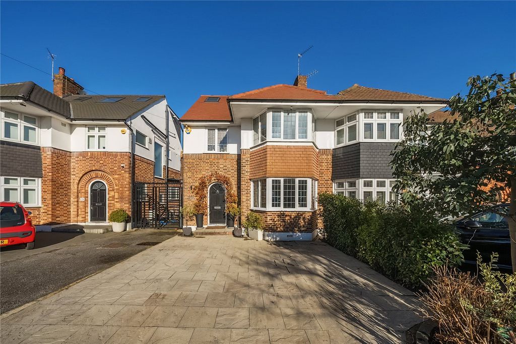 Property photo 1 of 23 Picture No. 01