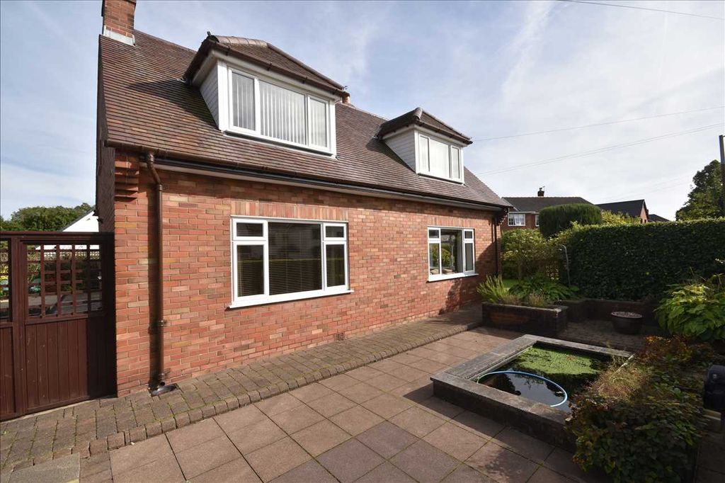 Property photo 2 of 23