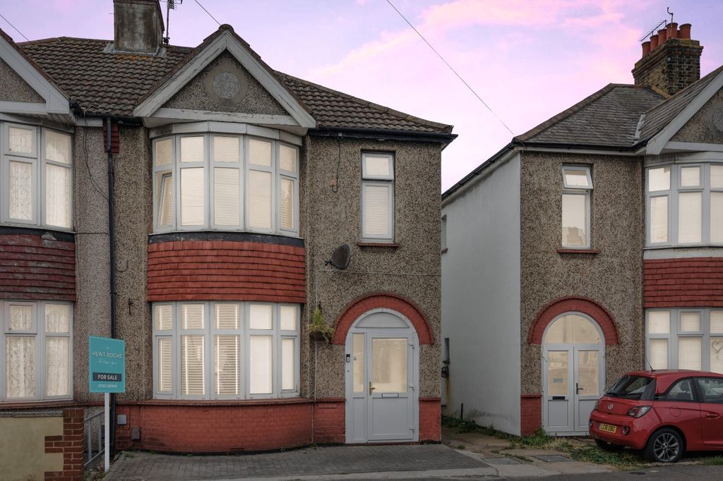 Property photo 1 of 32 Picture No. 36