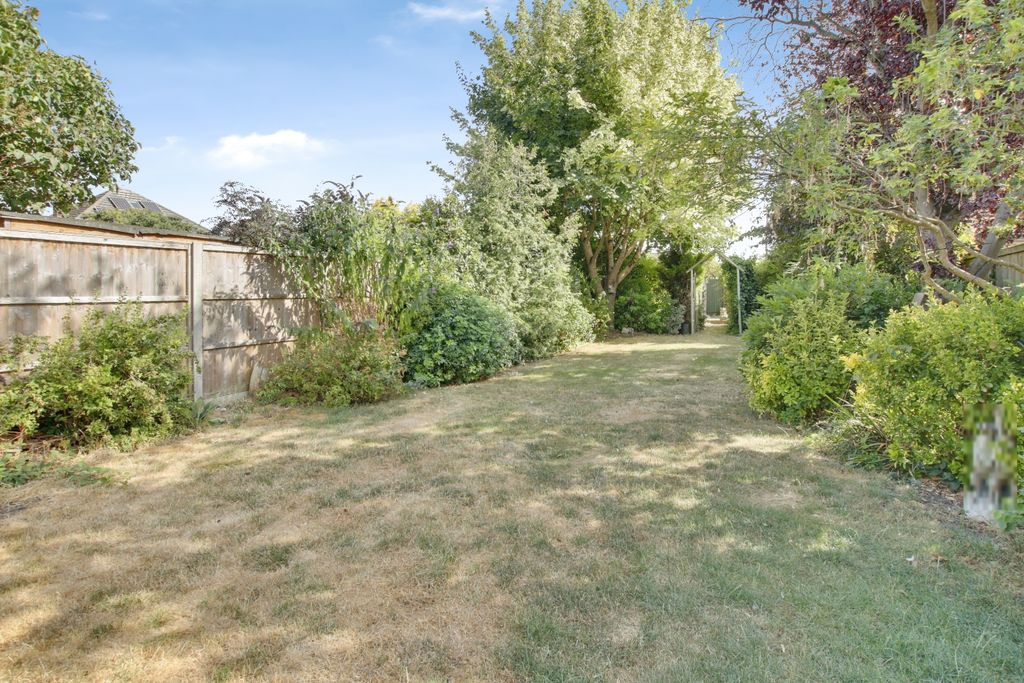 Property photo 1 of 21