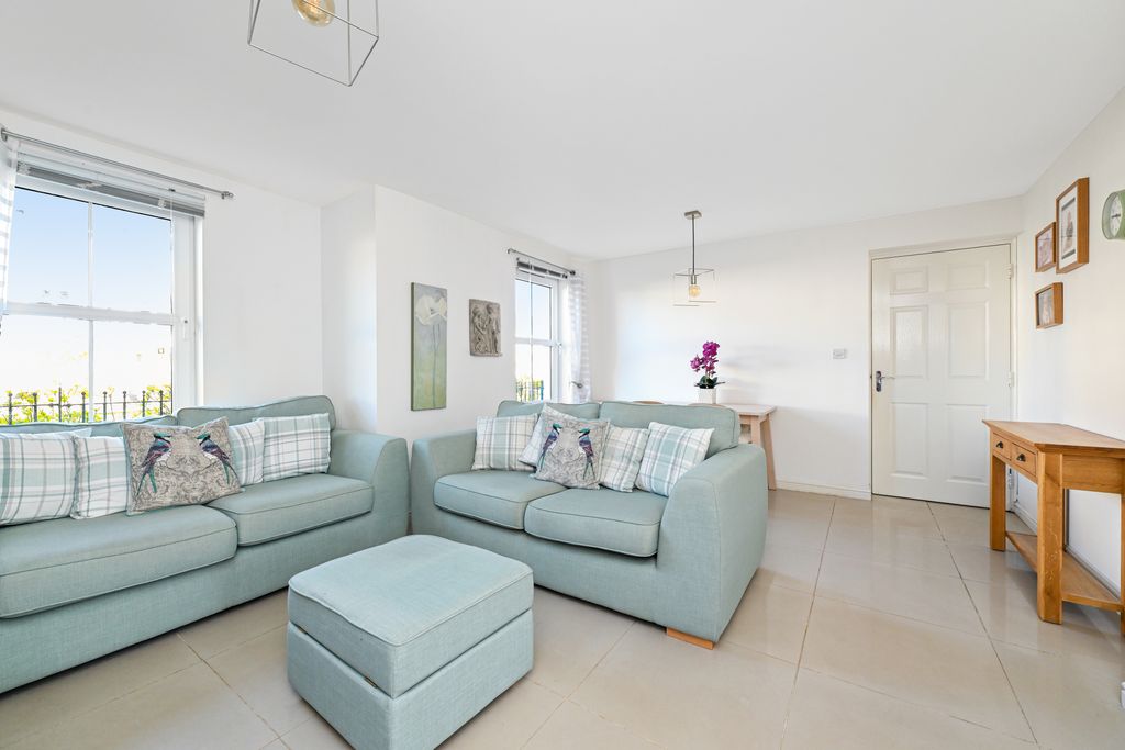 Property photo 2 of 12 Property Image 2