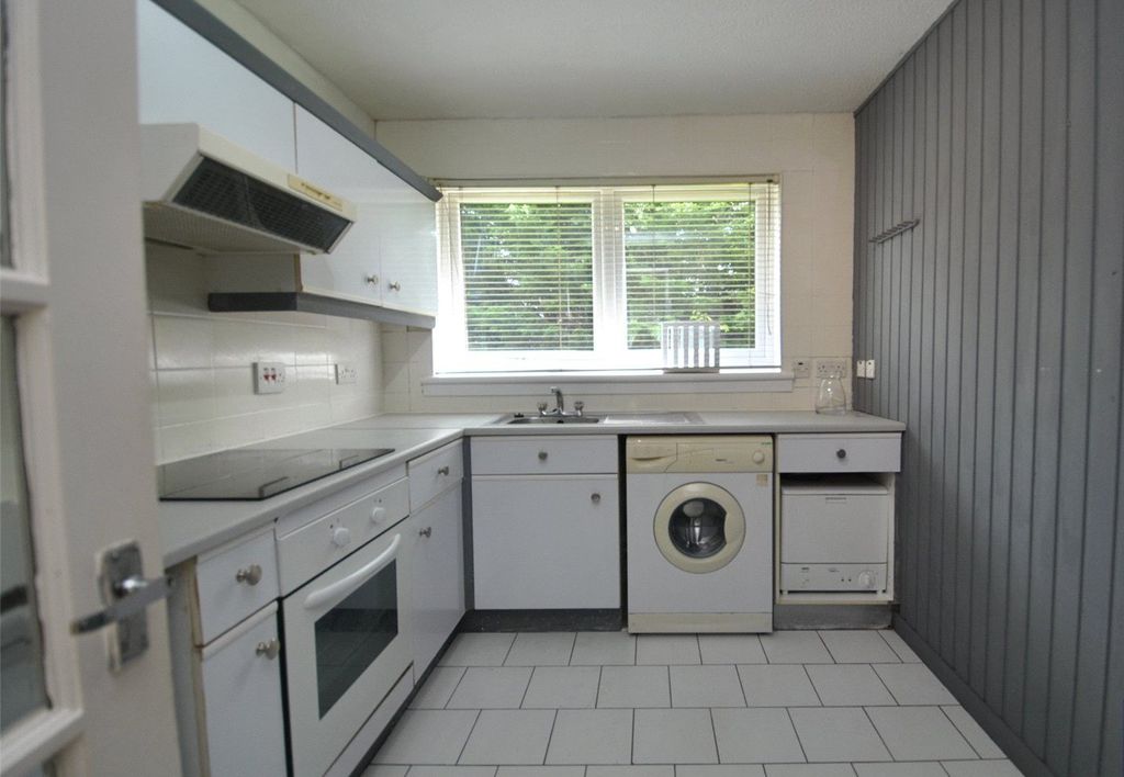 Property photo 3 of 7 Photo 3