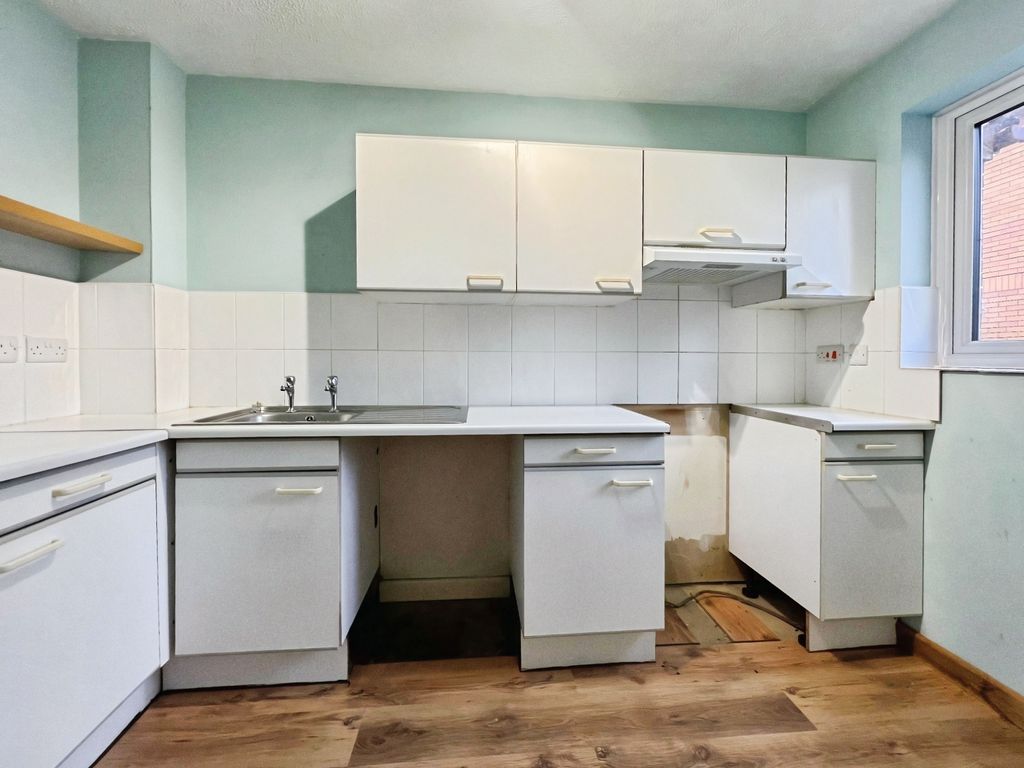 Property photo 3 of 9