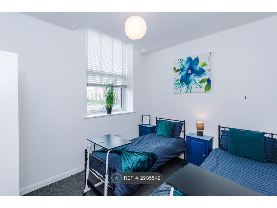 Property photo 1 of 34