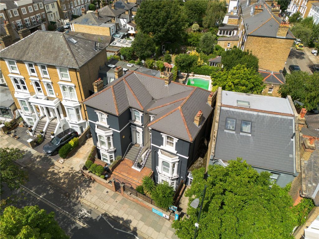 Property photo 3 of 5 Picture No. 02