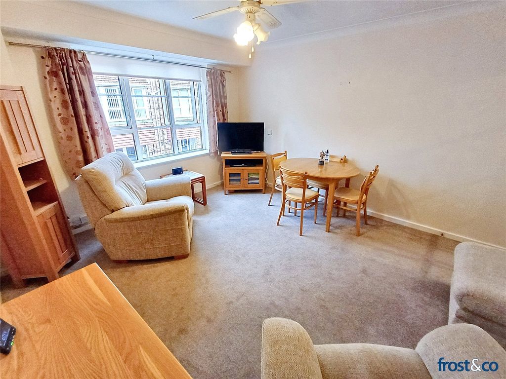Property photo 2 of 12 Living Room