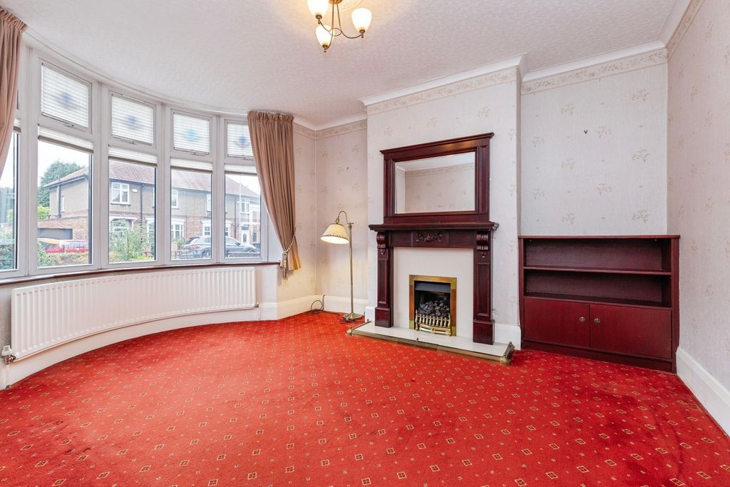 Property photo 3 of 16 Photo