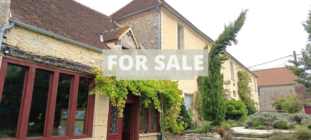 Property photo 2 of 13