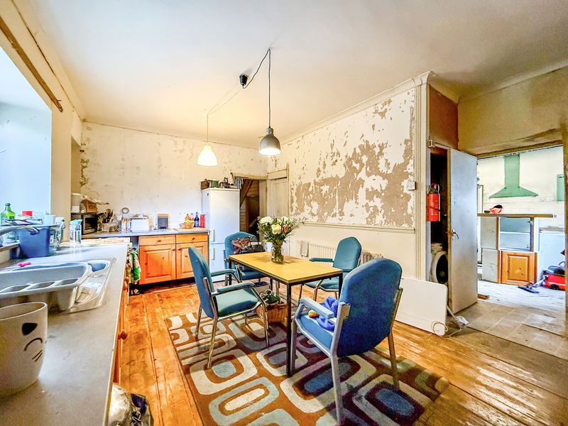 Property photo 2 of 11 Photo 2