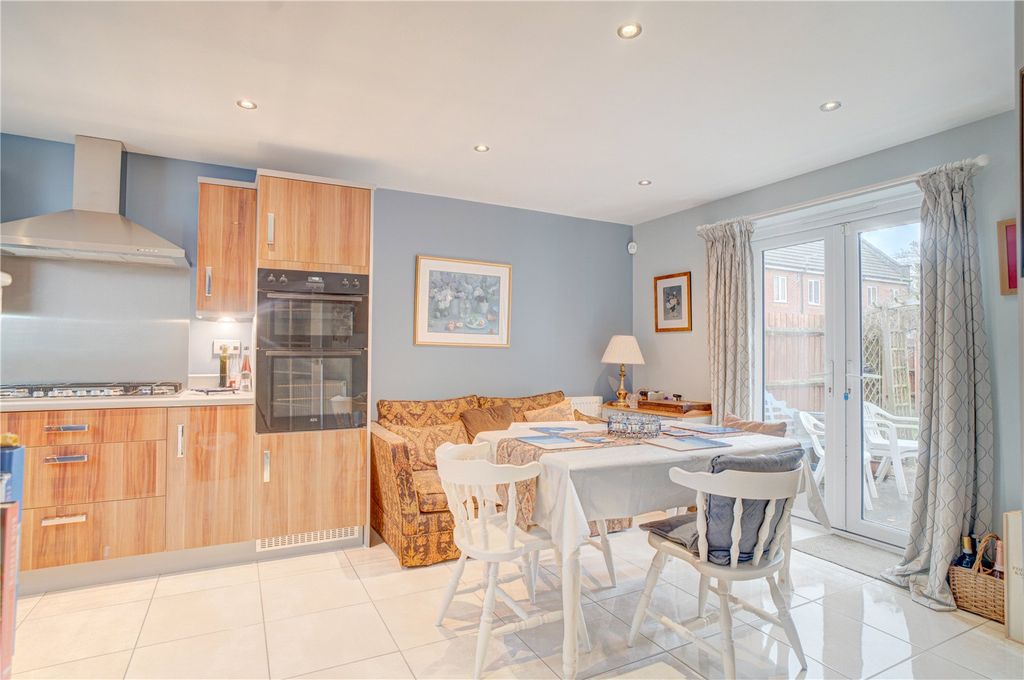 Property photo 3 of 12 Kitchen/Diner