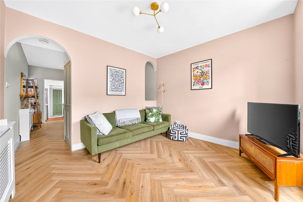 Property photo 2 of 14 Picture No. 02
