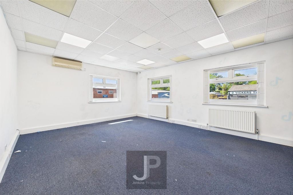 Property photo 1 of 8 Cam01632G0-Pr0187-Still001.Jpg