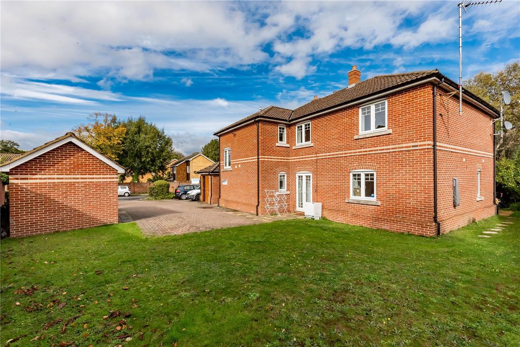 Property photo 1 of 12 1