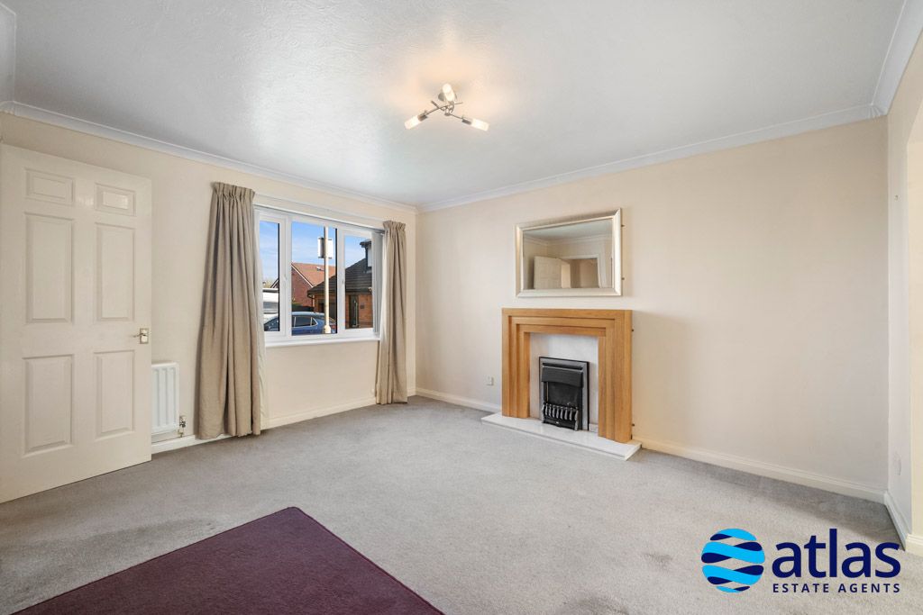 Property photo 2 of 28 Living Room