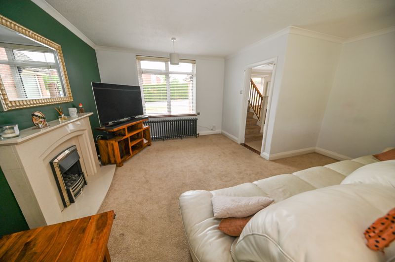 Property photo 3 of 19 Photo 8