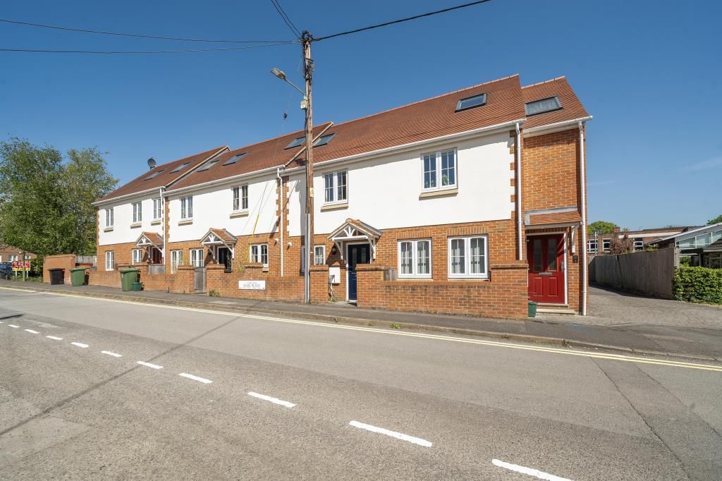 Property photo 1 of 22 External Front Building