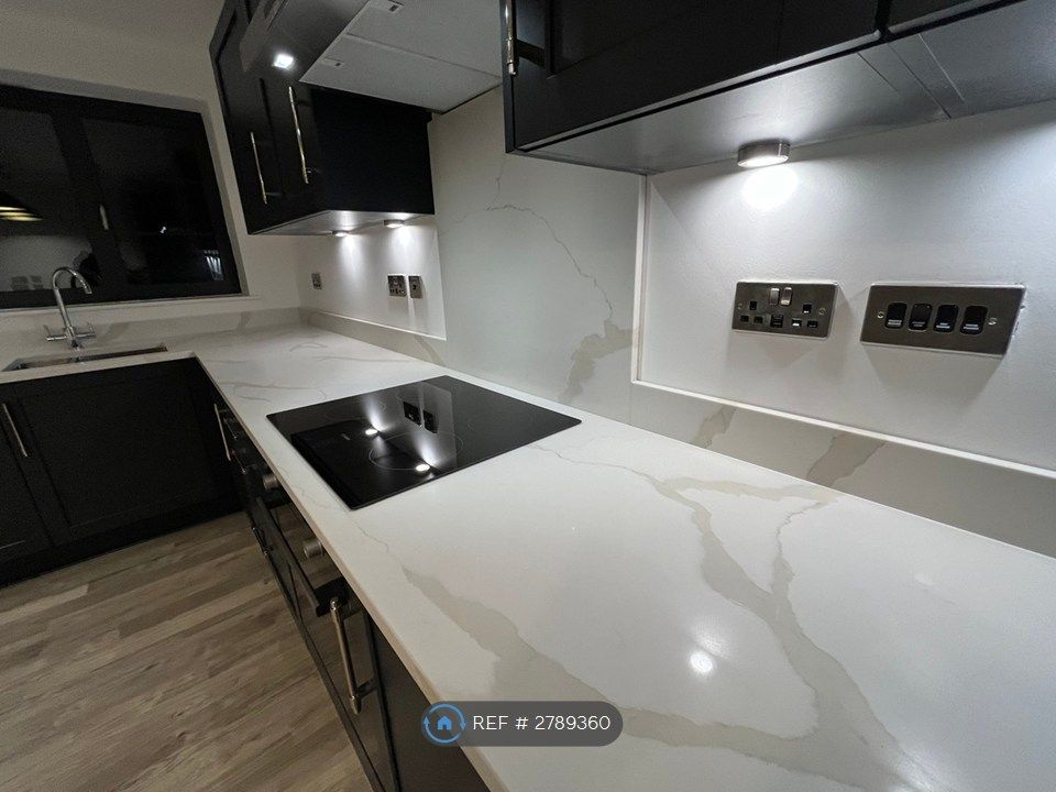 Property photo 1 of 13 Kitchen