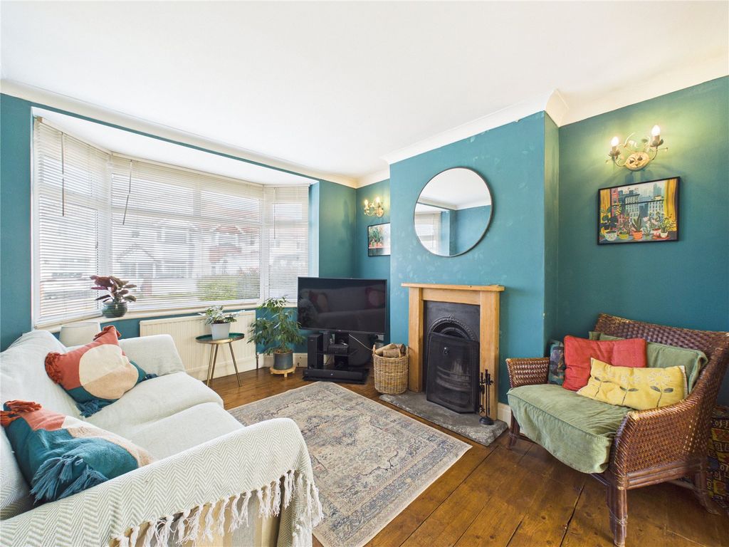 Property photo 3 of 25 Picture No. 18