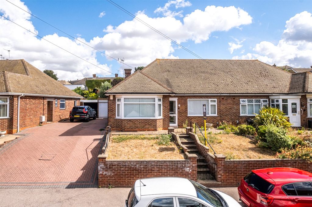 Property photo 1 of 28 Picture No. 08