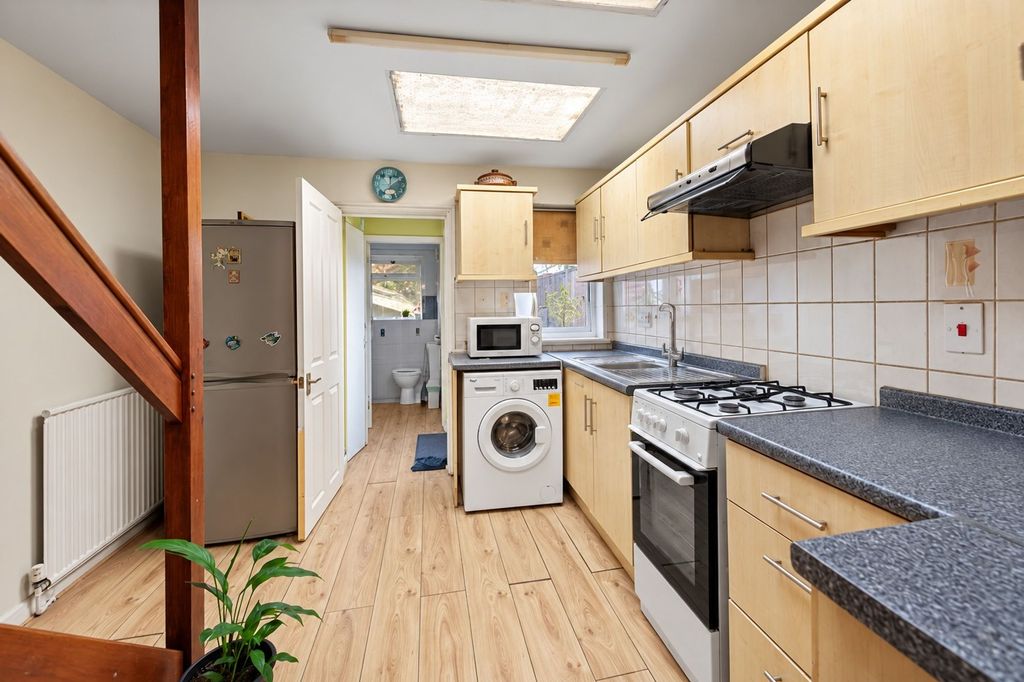 Property photo 2 of 13