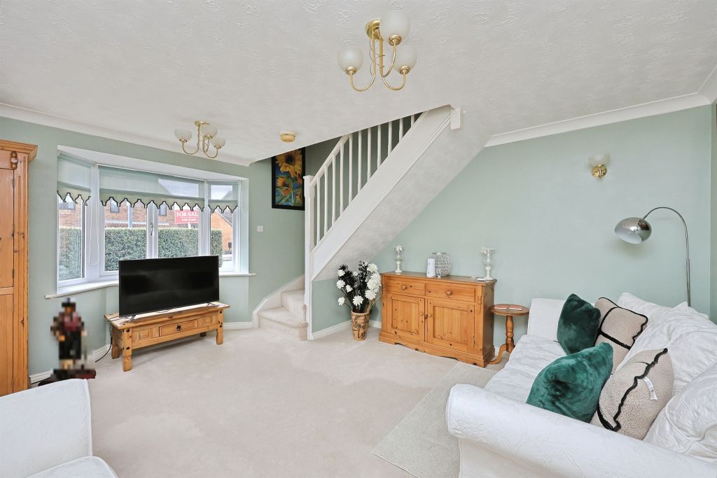 Property photo 2 of 26