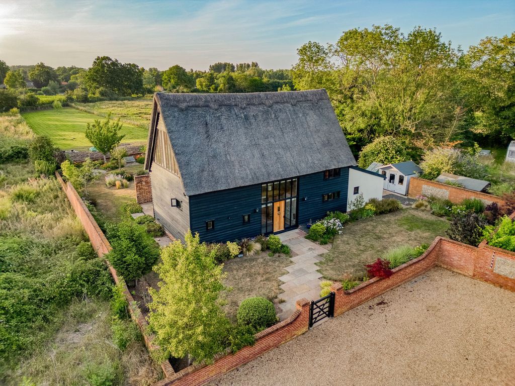 Property photo 1 of 33