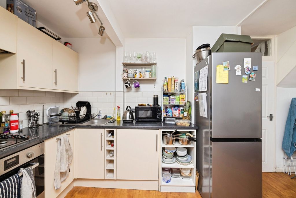 Property photo 3 of 17 Pbox-Img.Jpg