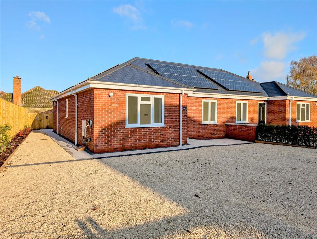 Property photo 1 of 21 Pxl_20241127_134933309~2.Jpg