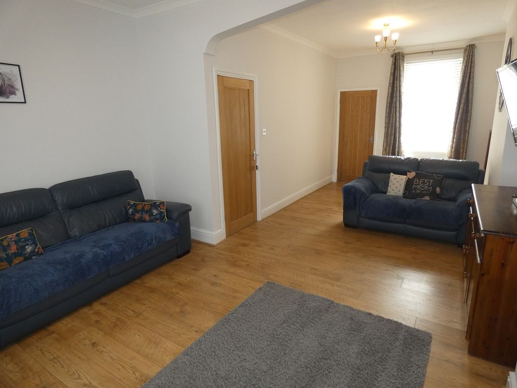 Property photo 2 of 15 Main Lounge