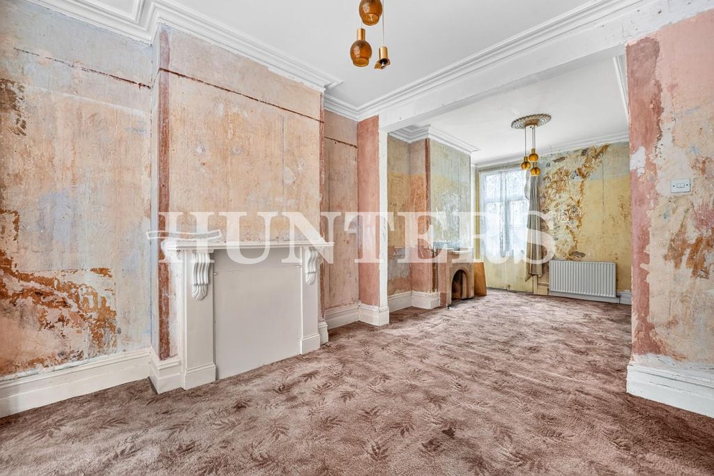 Property photo 3 of 23 7.Jpg