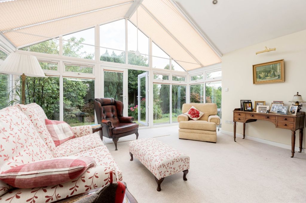 Property photo 3 of 23 Picture No. 31