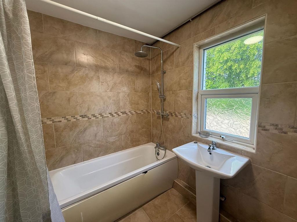 Property photo 2 of 7 Bath Work.Jpeg