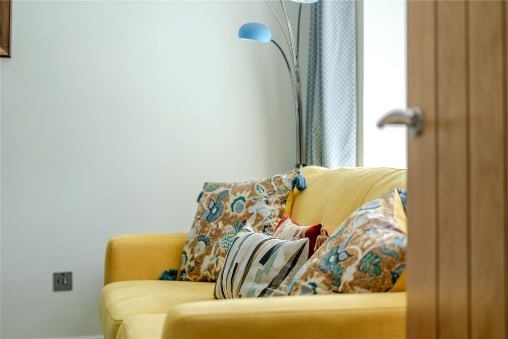 Additional image 9 of 4 bed detached house for saleHaslemere, Surrey GU27