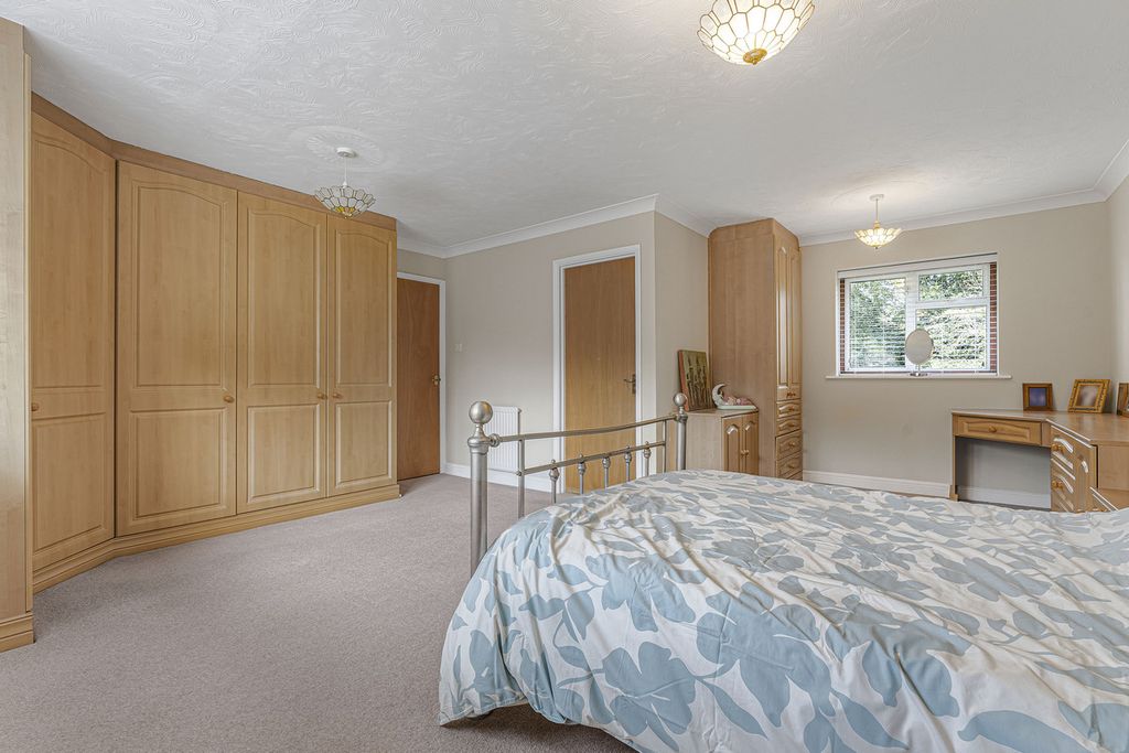 Additional image 10 of 4 bed detached house for saleRoman Place, Didcot OX11