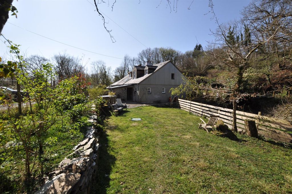 Property photo 1 of 32 Garden