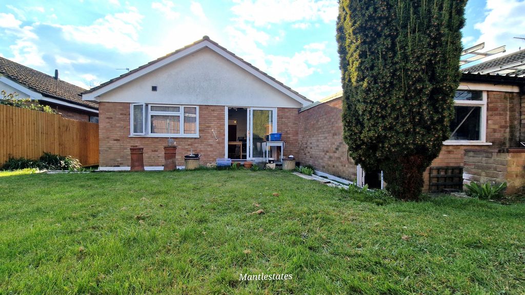 Property photo 1 of 13 3 Bedroom Bungalow