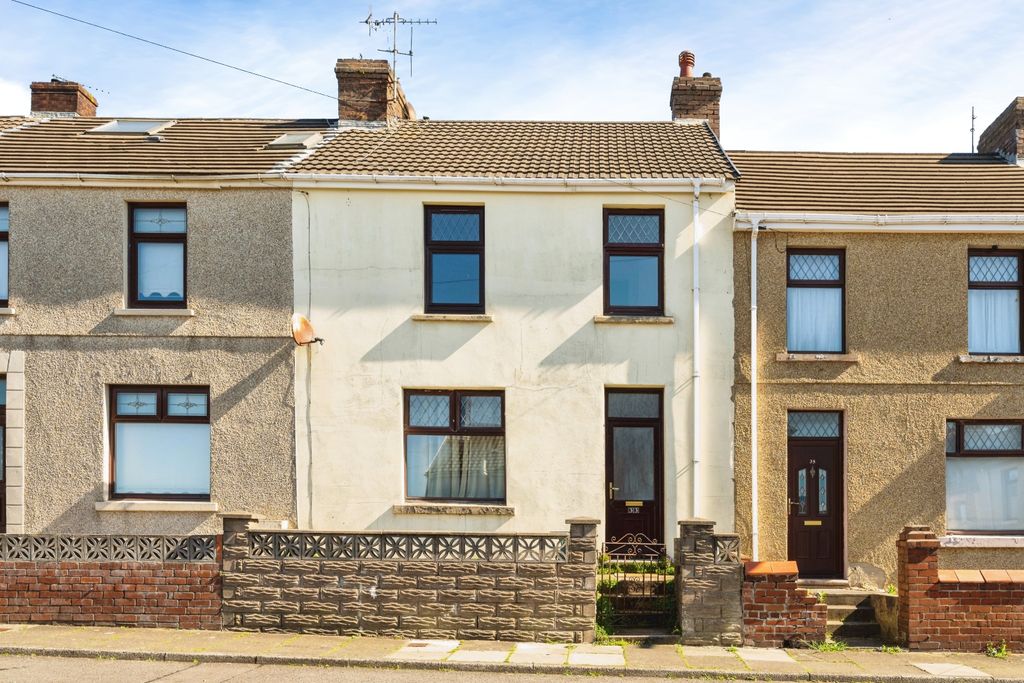Property photo 1 of 14