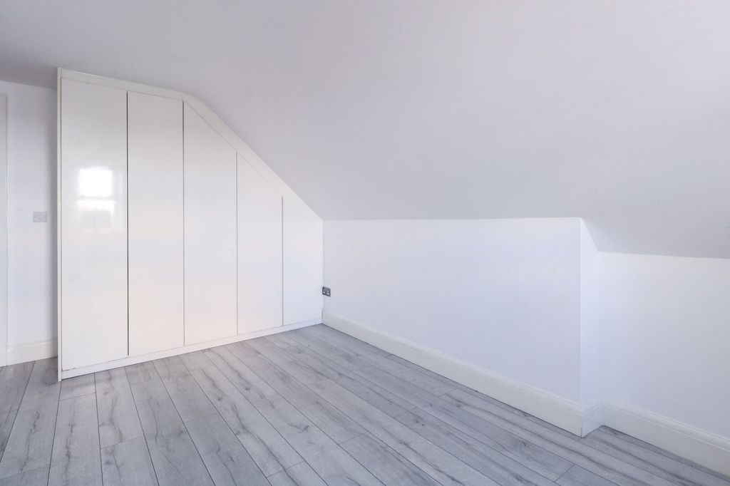 Property photo 3 of 6 Reception2