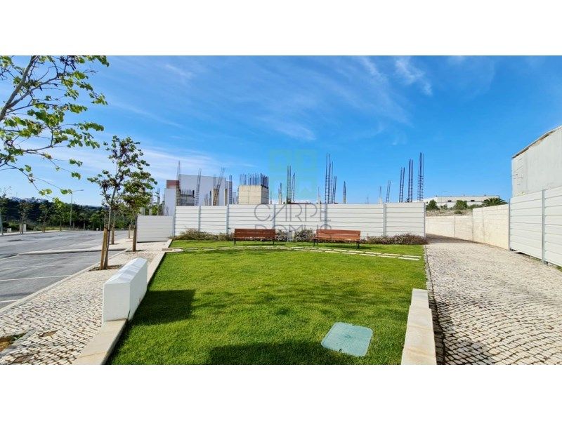 Property photo 1 of 32