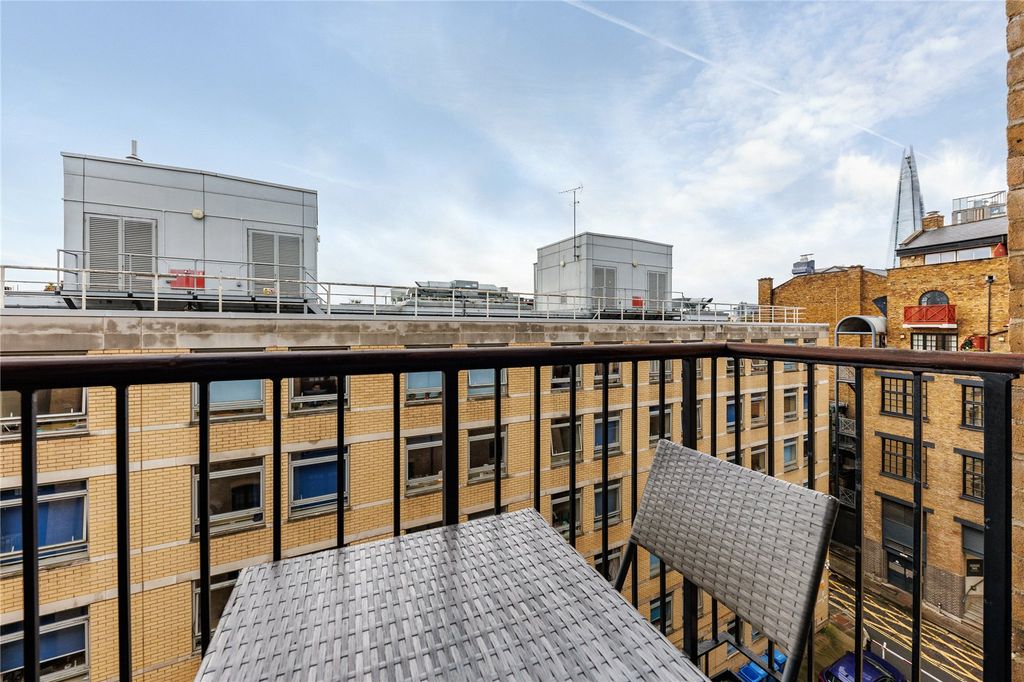 Property photo 3 of 18 Picture No. 05