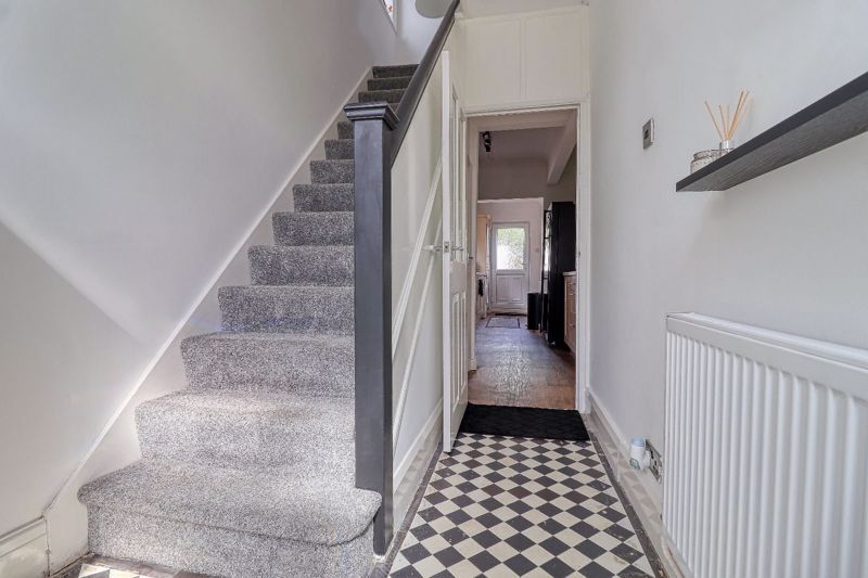 Property photo 3 of 16 Hallway