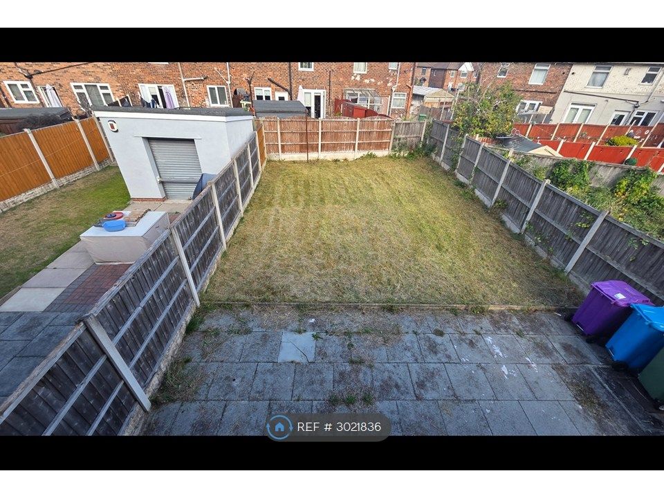 Property photo 2 of 17 Garden