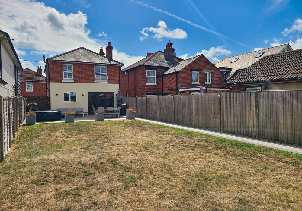 Property photo 3 of 34