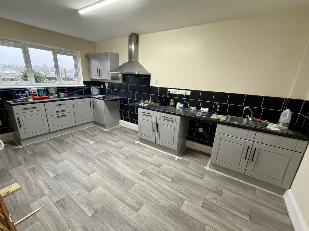 Property photo 3 of 9 Img_9510