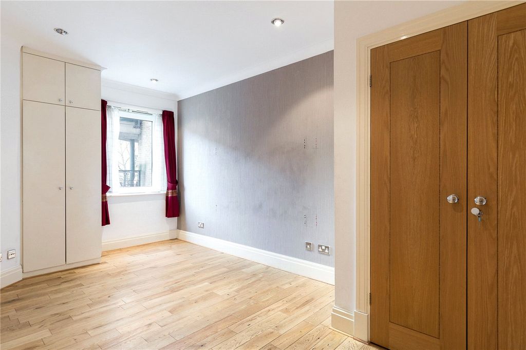 Property photo 3 of 7